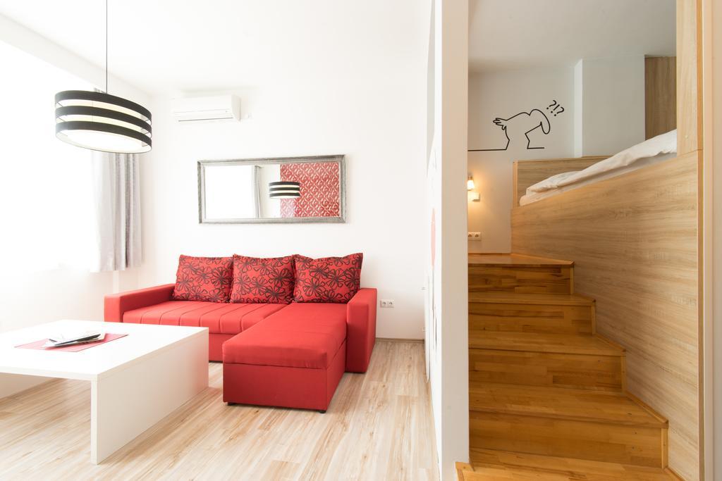 Mango Apartment